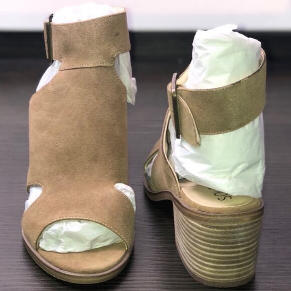 Sole Society Honey Suede Block Heel Sandals High Ankle Strap & Cutout Sz 7M BNIB - Picture 5 of 11